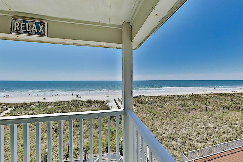 *2Br Oceanfront Retreat*King Ensuite*Pool*Nmb Cherry Grove*Pc4 شاطئ ميرتل المظهر الخارجي الصورة